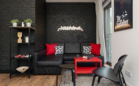 Stylish & Trendy 1 Bedroom Apartment Wola With Parking By Renters