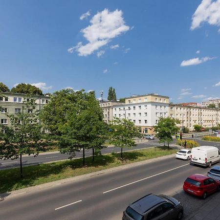 Stylish & Trendy 1 Bedroom Apartment Wola With Parking By Renters Warszawa Zewnętrze zdjęcie