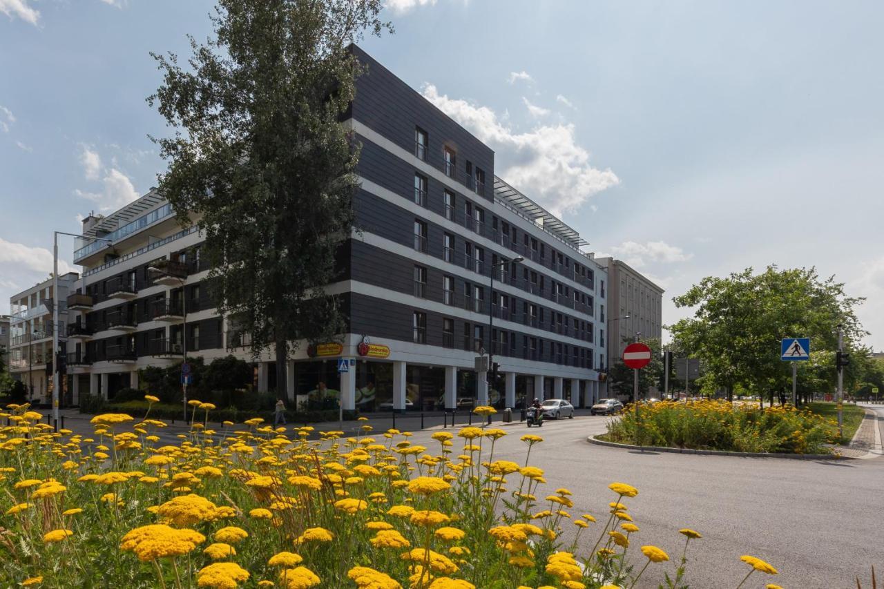 Stylish & Trendy 1 Bedroom Apartment Wola With Parking By Renters Warszawa Zewnętrze zdjęcie