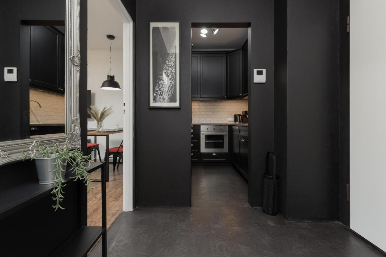 Stylish & Trendy 1 Bedroom Apartment Wola With Parking By Renters Warszawa Zewnętrze zdjęcie